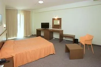 Jeravi Hotel Słoneczny Brzeg