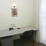 Хотел Jeravi 4*