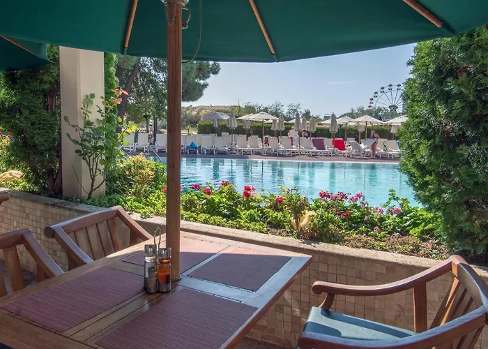 Jeravi فندق ساني بيتش