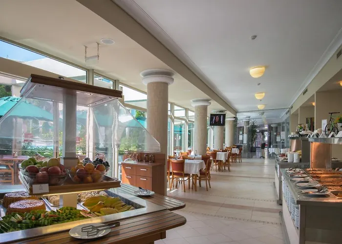 Jeravi 4* ساني بيتش