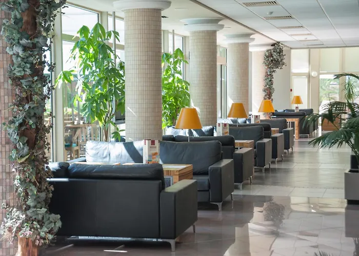 Jeravi Hotel 4*